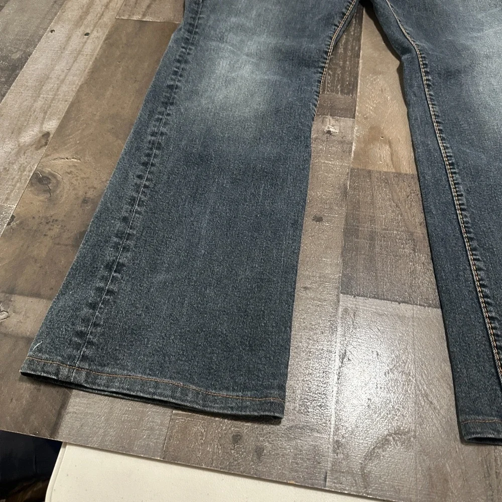 True Religion Jeans Men 36x31 Blue Medium Wash Billy Relaxed Bootcut Logo